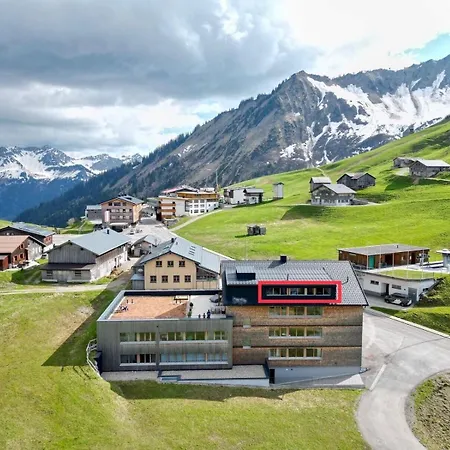 Berg Aparts Faschina - 13 Fontanella