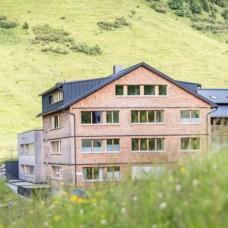 Berg Aparts Faschina - 13